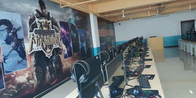 2023年湖南曙光科技技工學(xué)校計(jì)算機(jī)應(yīng)用與維修專(zhuān)業(yè)招生簡(jiǎn)章（重慶軟件開(kāi)發(fā)方向）